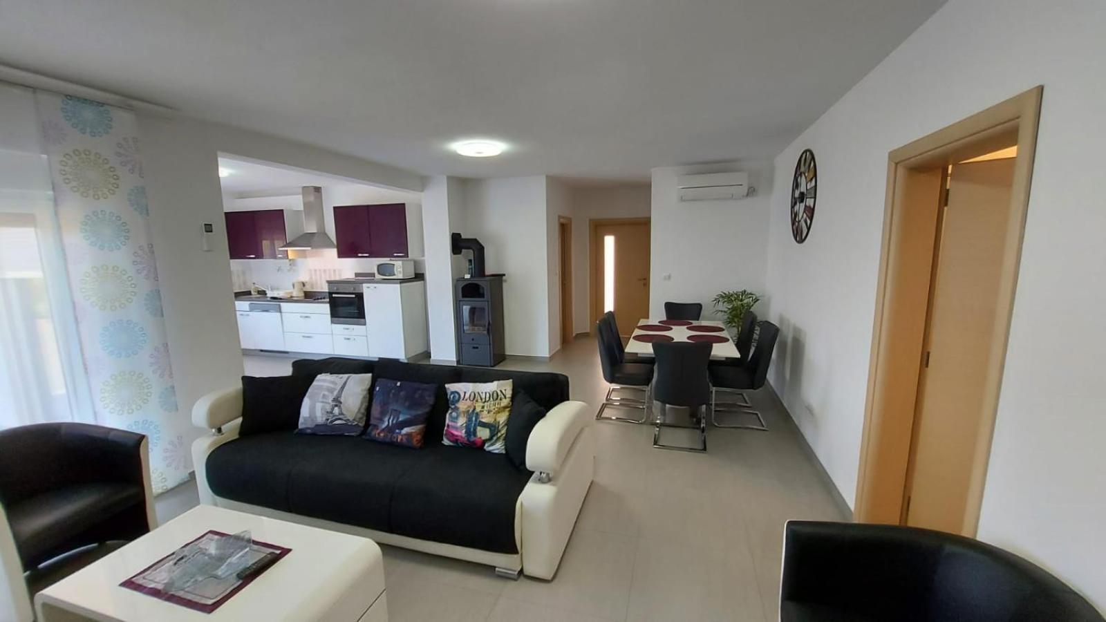 Apartments Bora Ližnjan エクステリア 写真